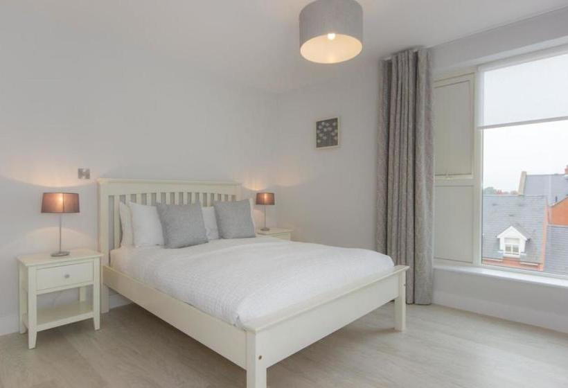 Отель Citystay Vesta Apartments