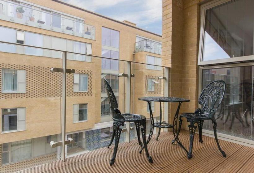 Отель Citystay Vesta Apartments