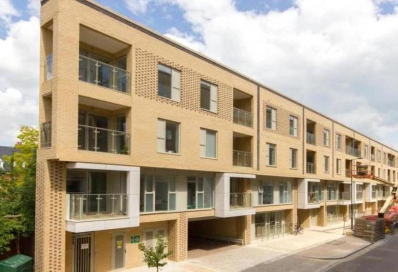 Отель Citystay Vesta Apartments