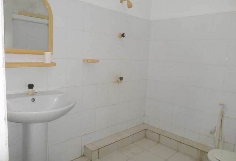 Cosy Hotel & Restaurant