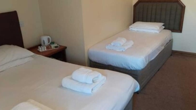 酒店 Easton Guest House