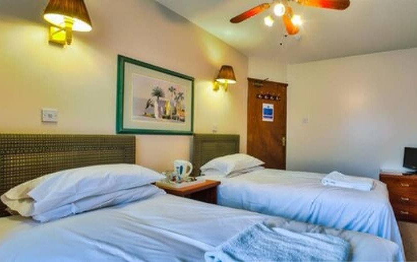 酒店 Easton Guest House