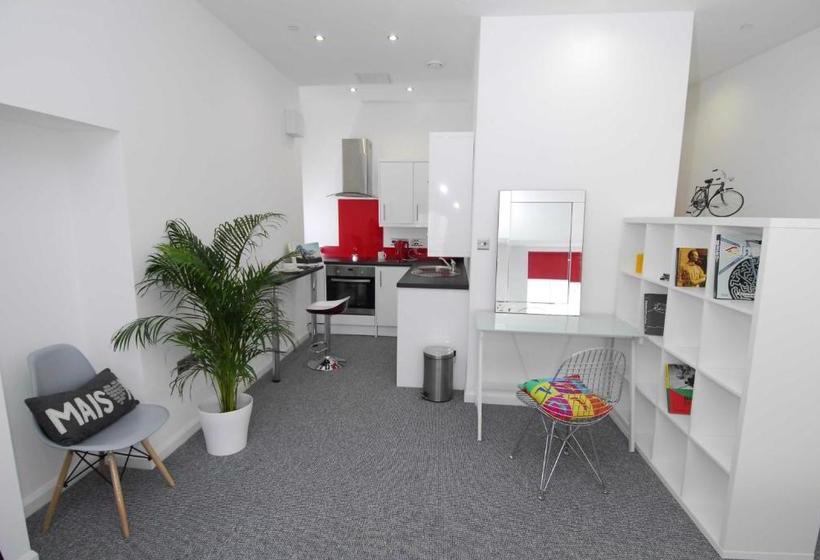 هتل Fox House, Studio Apartments