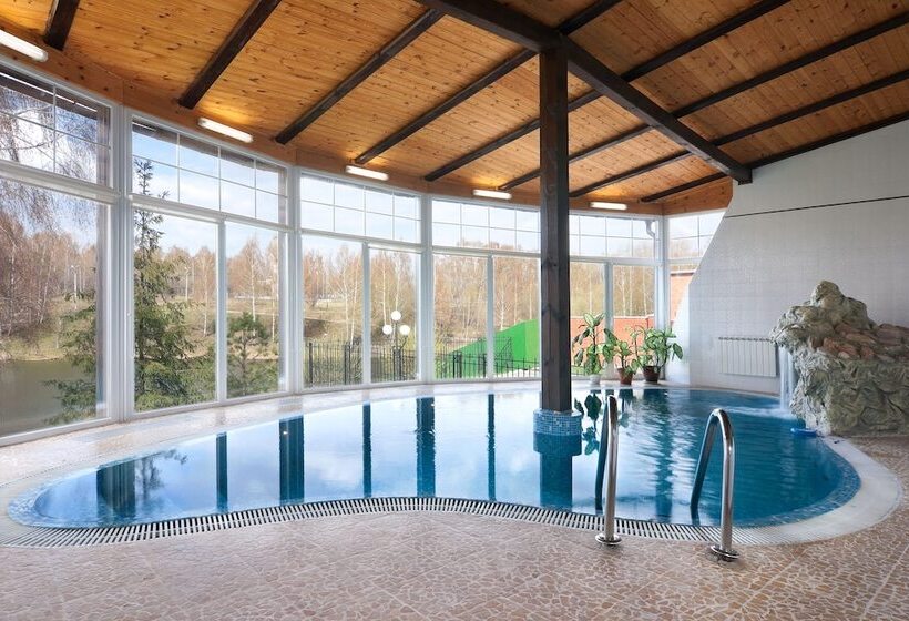 בית מלון כפרי Guest House Konyushenniy Dvor