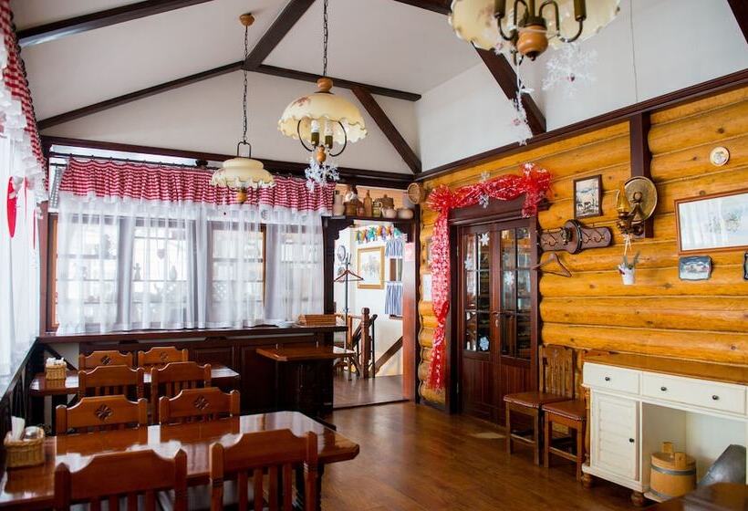 호텔 Guest House Konyushenniy Dvor