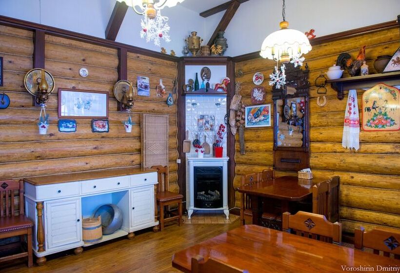 בית מלון כפרי Guest House Konyushenniy Dvor