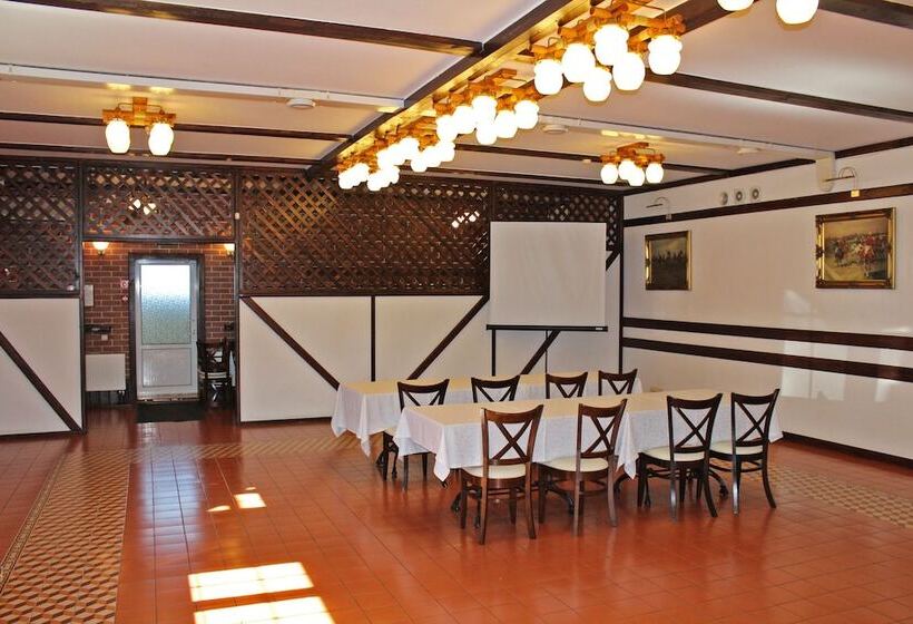 호텔 Guest House Konyushenniy Dvor