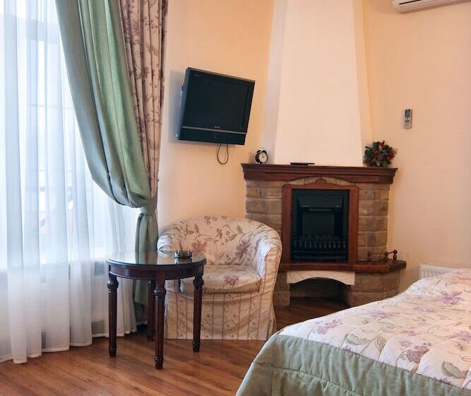 호텔 Guest House Konyushenniy Dvor