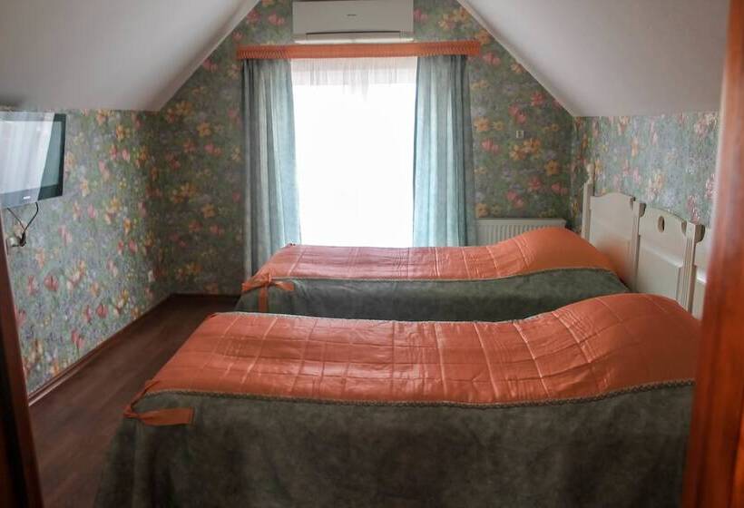 בית מלון כפרי Guest House Konyushenniy Dvor