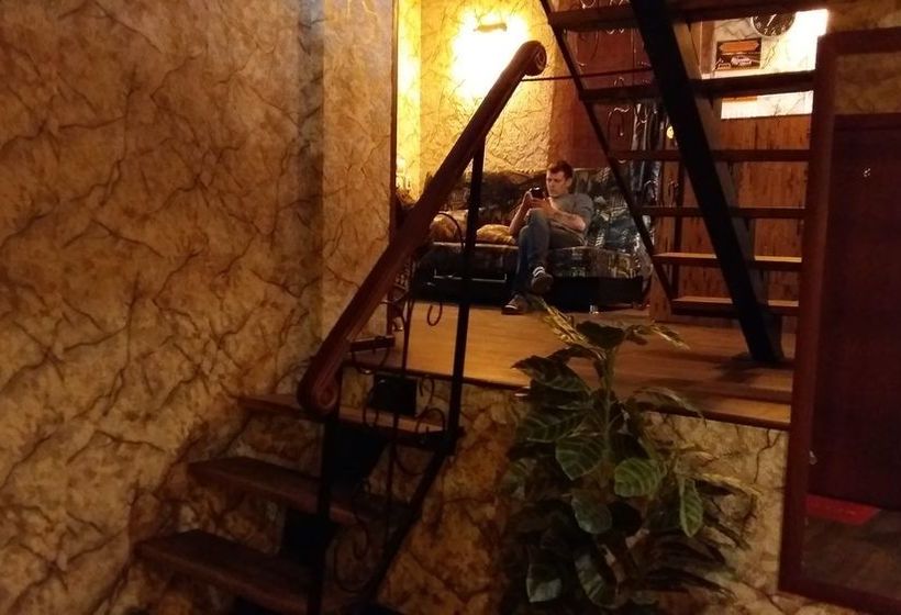 فندق Guest House On Muezerskaya