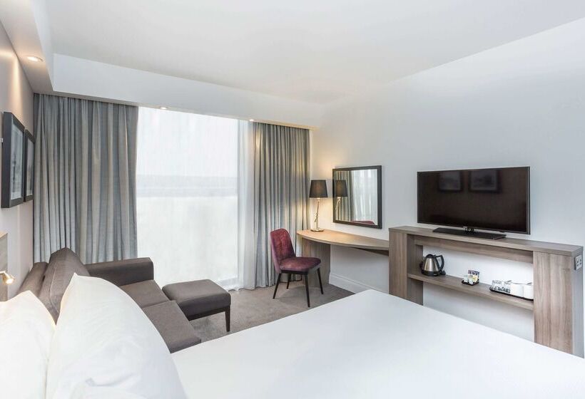 Отель Hampton By Hilton Blackpool