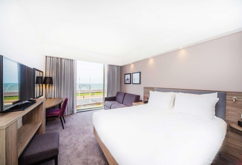 Отель Hampton By Hilton Blackpool