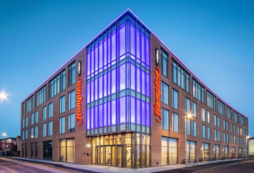 Отель Hampton By Hilton Blackpool