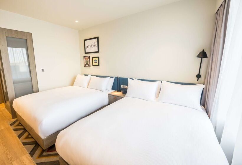 Отель Hampton By Hilton Blackpool