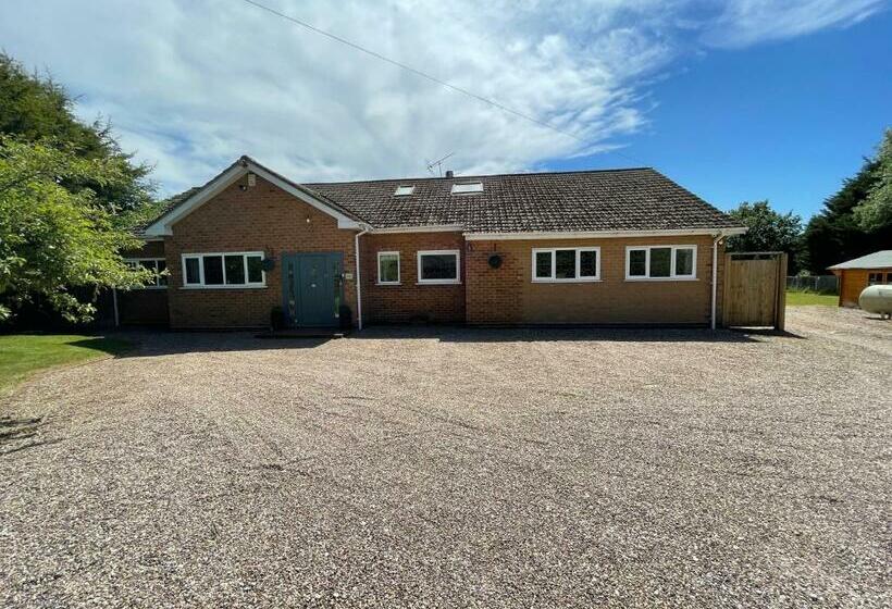 酒店 Haymills Guesthouse