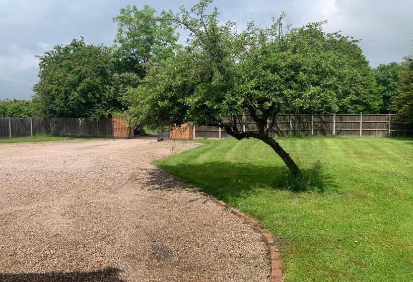 酒店 Haymills Guesthouse