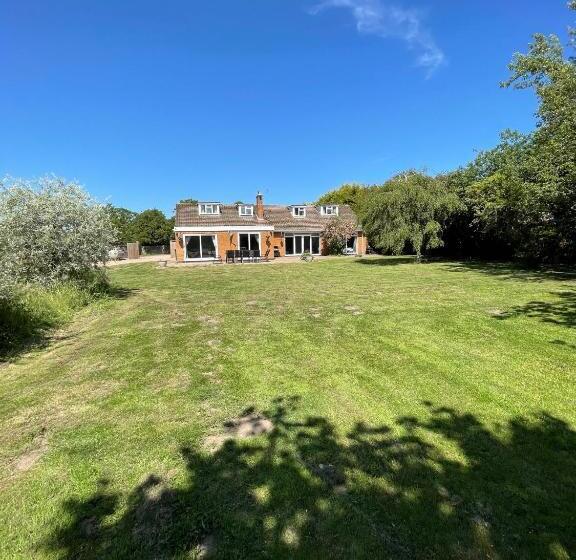 酒店 Haymills Guesthouse