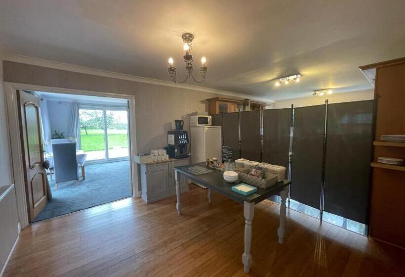 酒店 Haymills Guesthouse