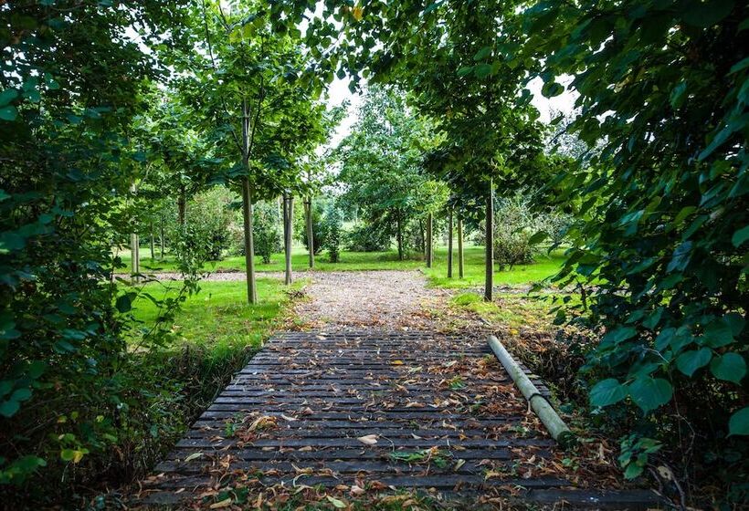 בית מלון כפרי Hookwood Lodge