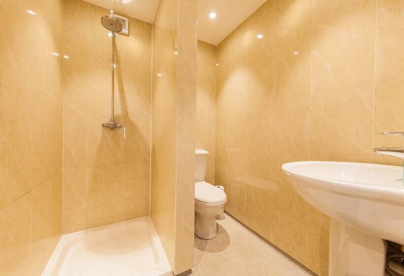 בית מלון כפרי Hookwood Lodge