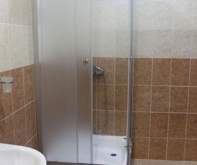 فندق Hostel Comfort