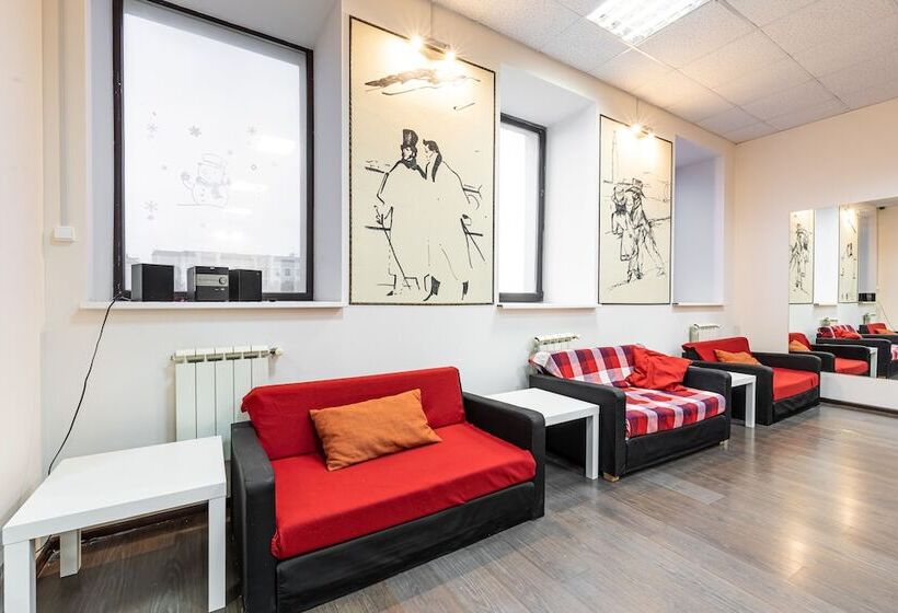 酒店 Hostel Pushkin