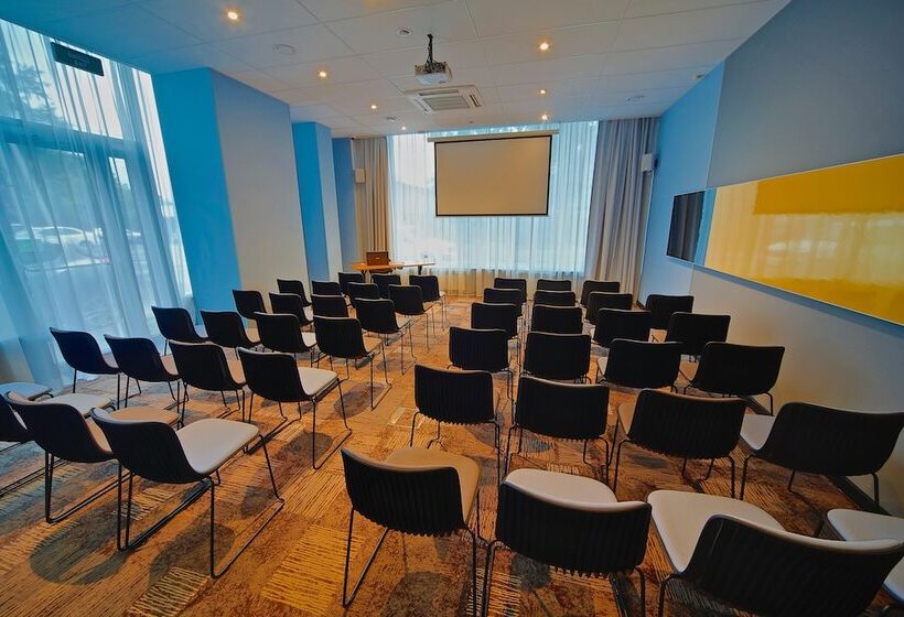 Отель Ibis Irkutsk Center