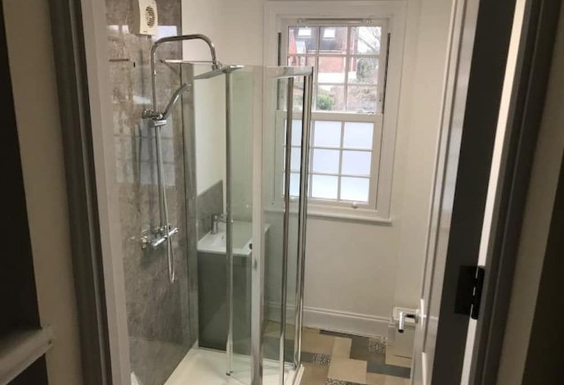 Отель Iffley Town House