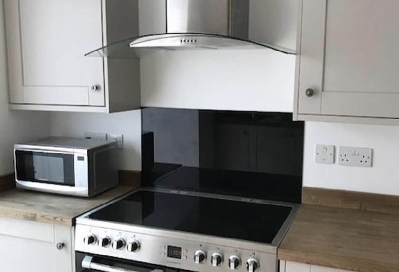 Отель Iffley Town House