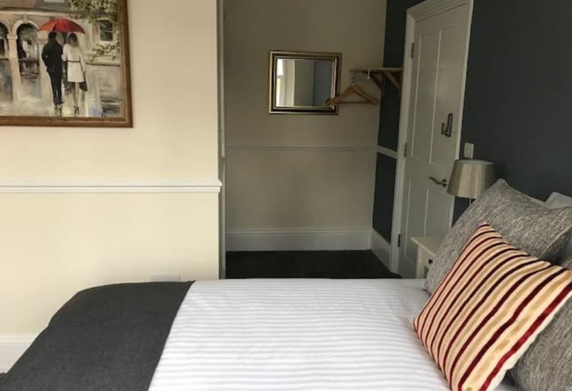 Отель Iffley Town House