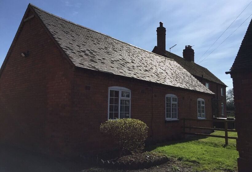 酒店 Illshaw Heath Farm Guest Lodge