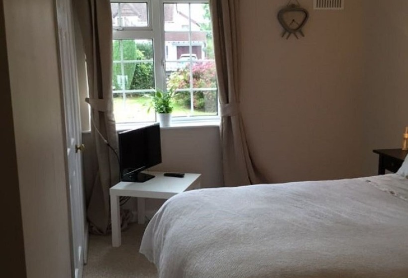 酒店 Illshaw Heath Farm Guest Lodge