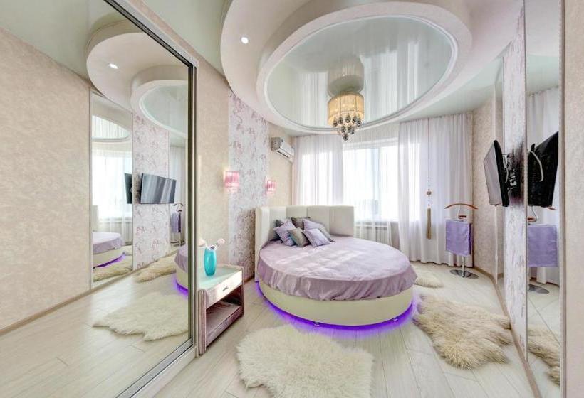 בית מלון כפרי Innhome Apartments - Bratiev Kashirinykh