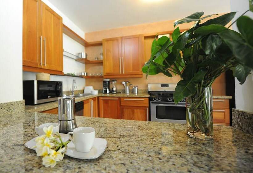 ホテル Instyle Residences At Infiniti Blu