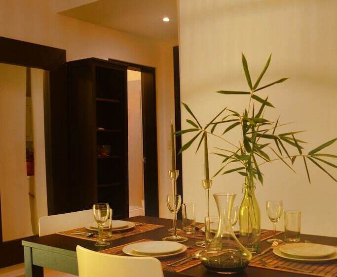 ホテル Instyle Residences At Infiniti Blu