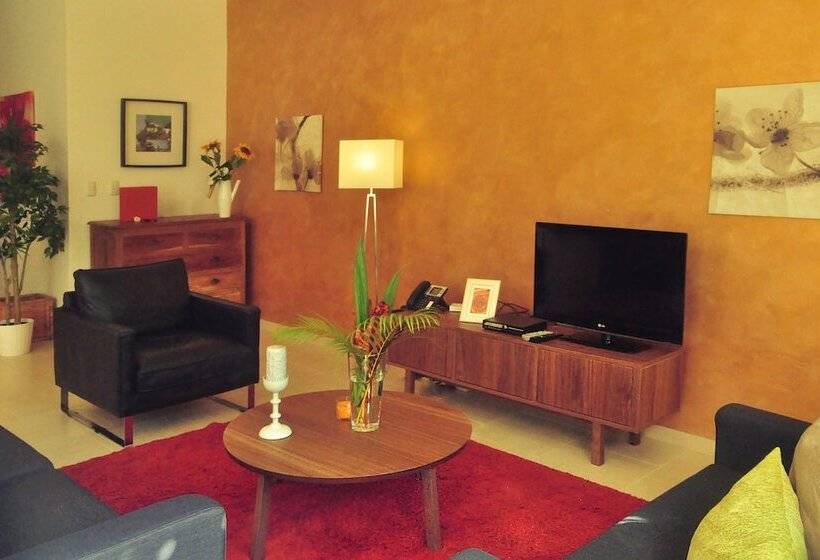 ホテル Instyle Residences At Infiniti Blu