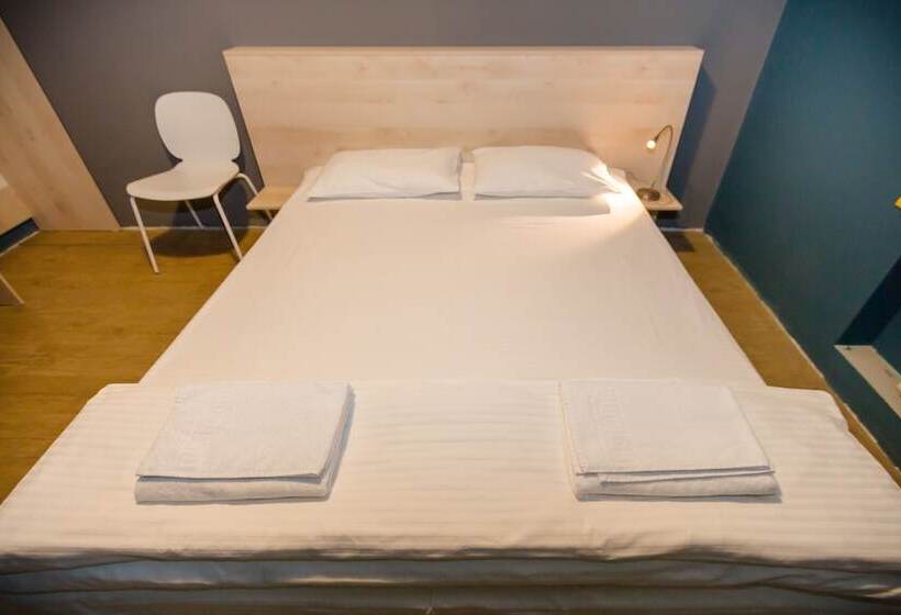 هتل Inwood Hostel