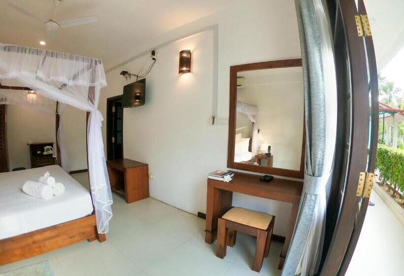 Kabalana Hotel & Villa