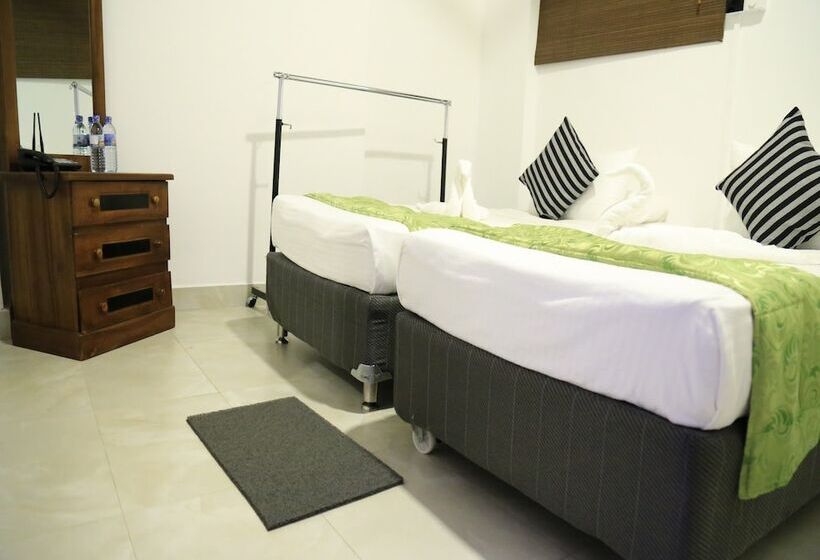 酒店 Kandy City Rooms & Hostel