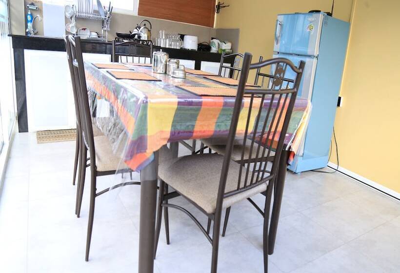 酒店 Kandy City Rooms & Hostel