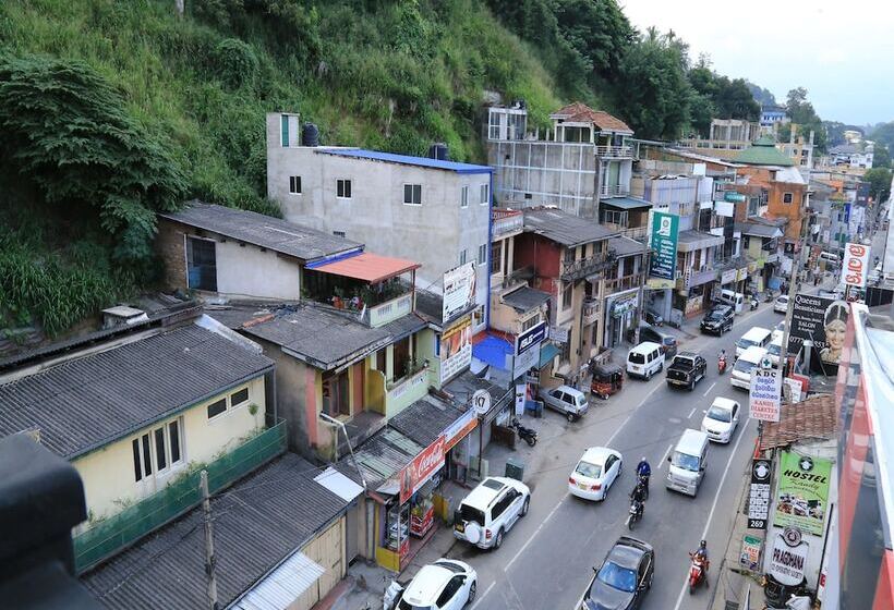 酒店 Kandy City Rooms & Hostel
