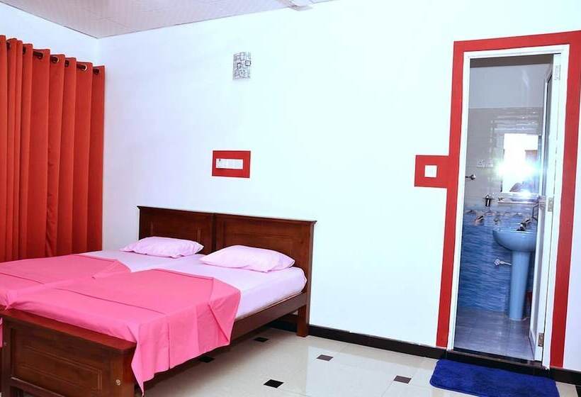 酒店 Kandyan Holiday Center