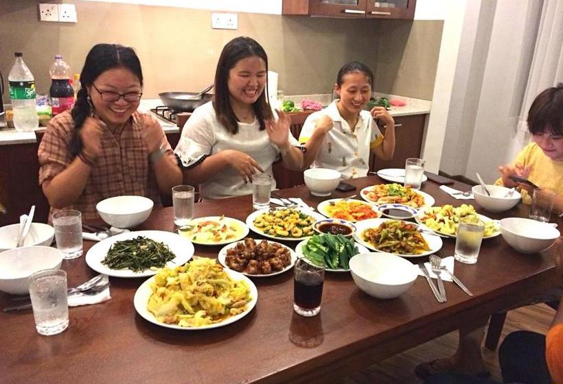 호텔 Kingsford Residences