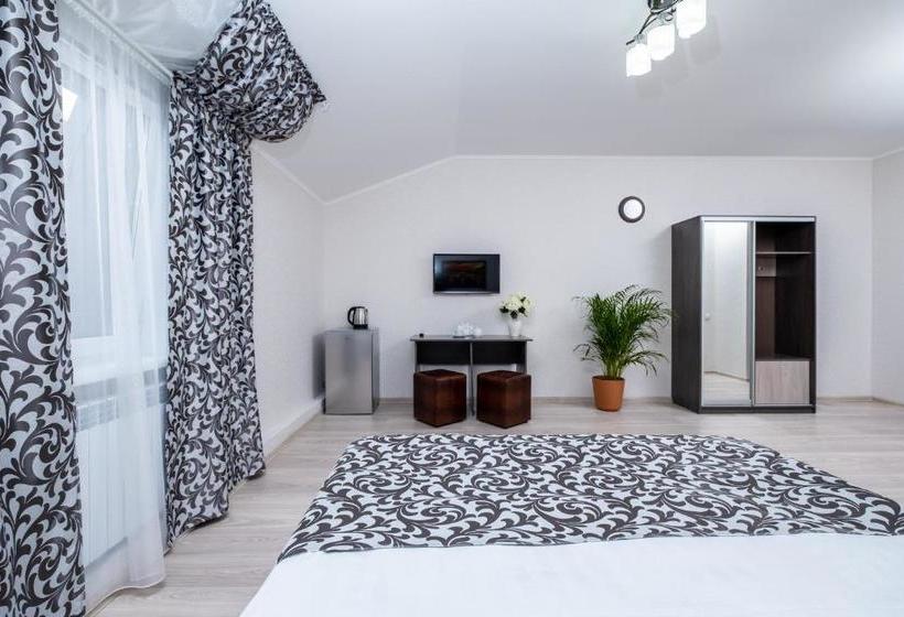 בית מלון כפרי Korona