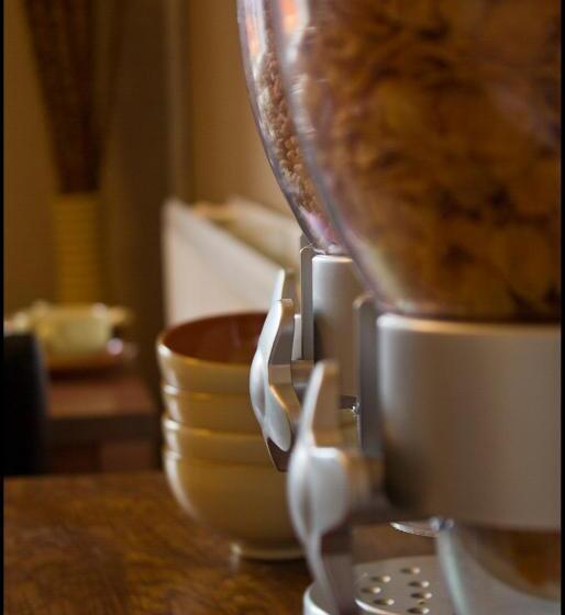 בית מלון כפרי Lakeview Guest House