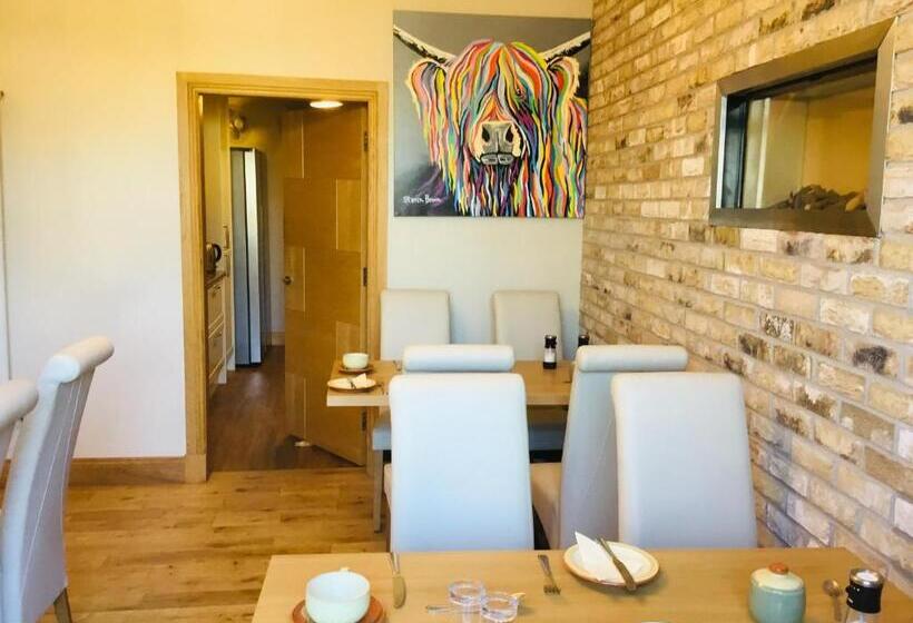 בית מלון כפרי Lakeview Guest House