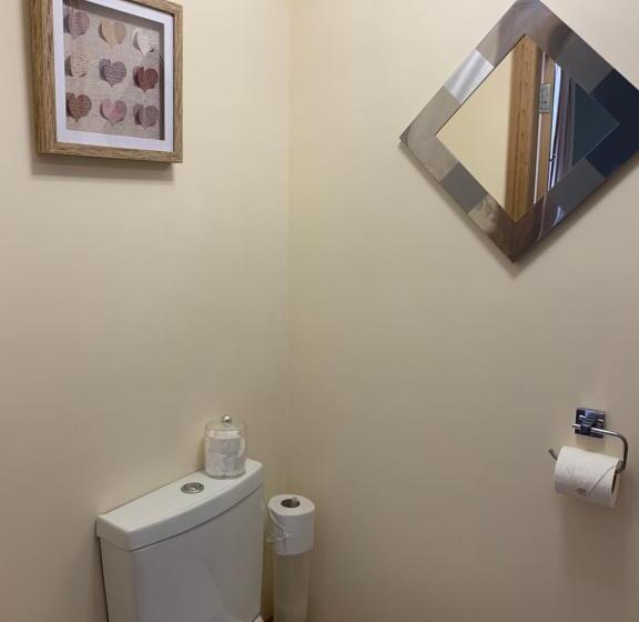 בית מלון כפרי Lakeview Guest House