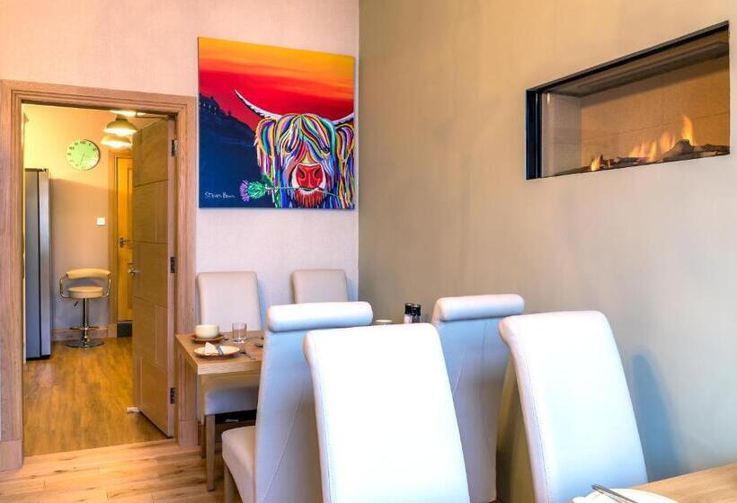 בית מלון כפרי Lakeview Guest House