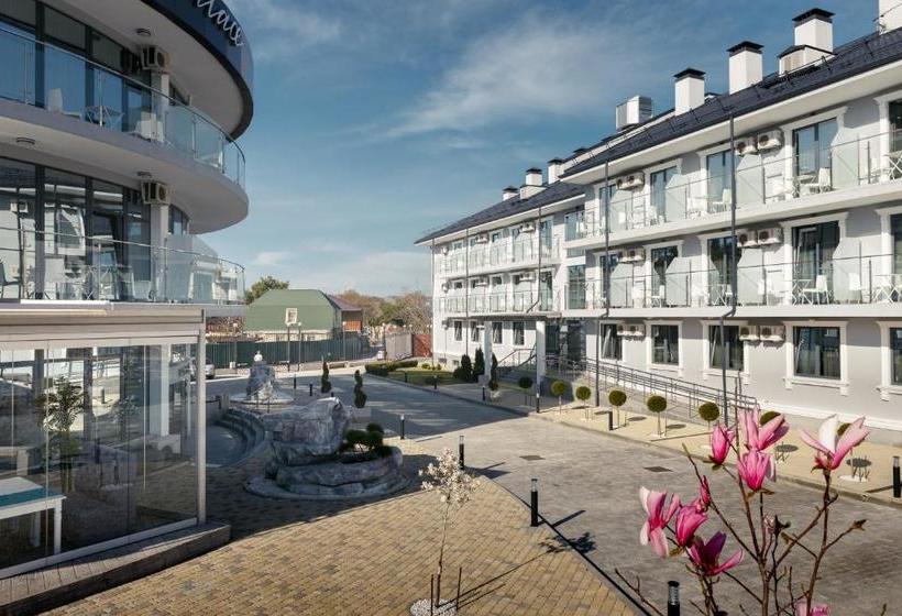 Отель Marine Palace