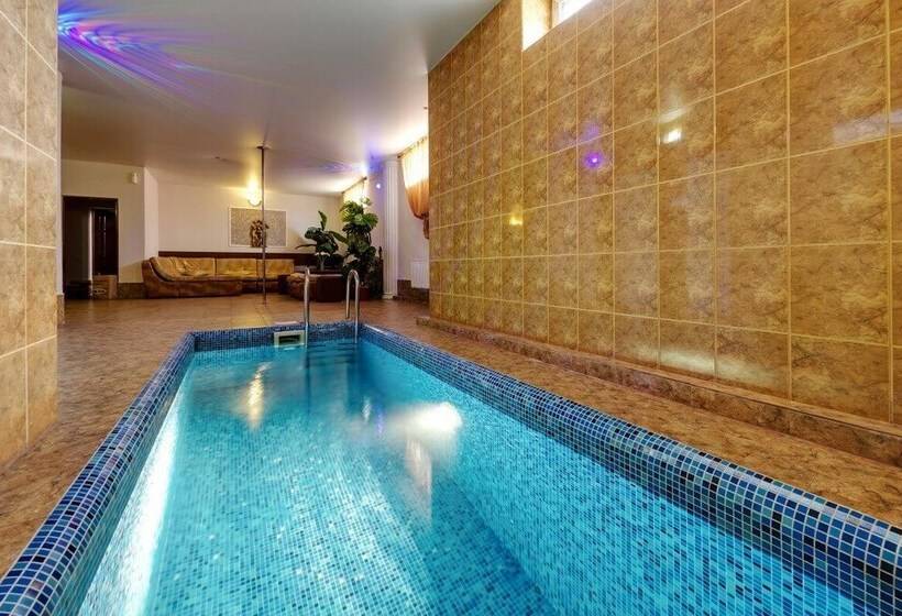 هتل Marton Villa Baden